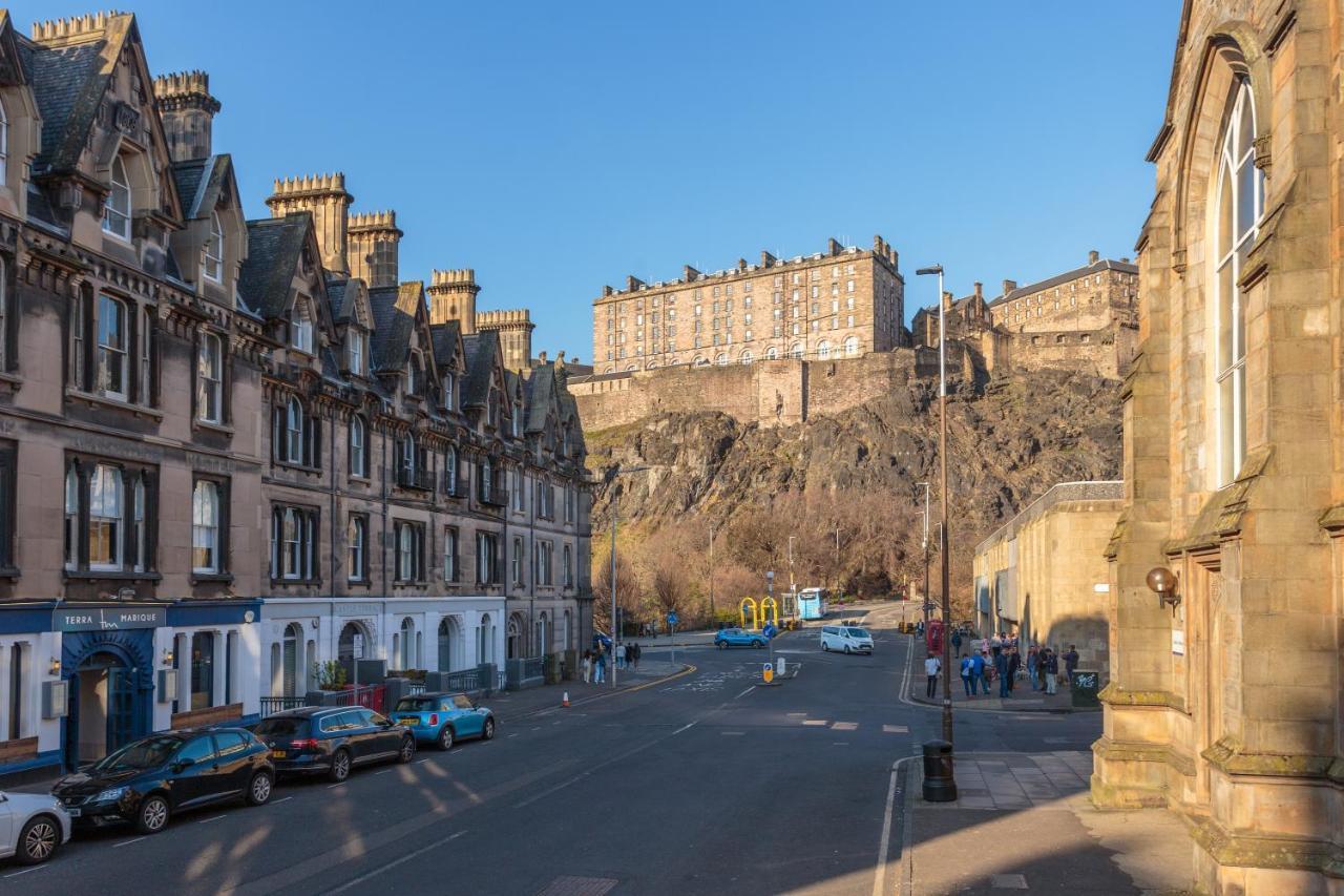 Lovely Apartment Beneath Edinburgh Castle Extérieur photo